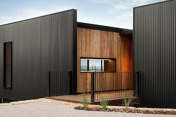 Фасадная (стеновая) реечная панель CM WALL, 219х26мм, Цвет: BLACK WOOD (Черное дерево)